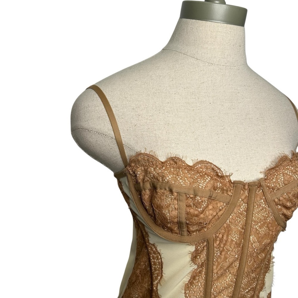 Urban Outfitters Out From Under Modern Love Corset in Neutral Tan Size Large - Picture 4 of 11